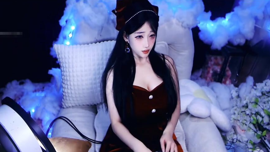 幺幺阿狸 - 宫女风