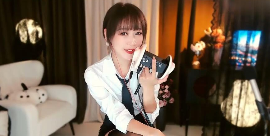 你的圈圈儿 游乐园导购大姐姐